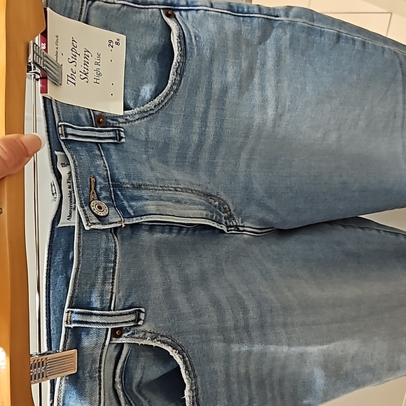 Abercrombie & Fitch Jeans - Picture 7 of 8
